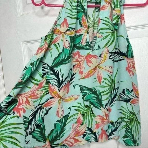 Minkpink Sunshine Coast Floral Print Tie Neck Halter Swing Top Size Small - Picture 2 of 16